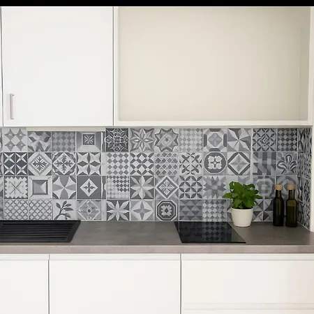 Avec Balcon, Piscine Et Garage Prive Apartament *