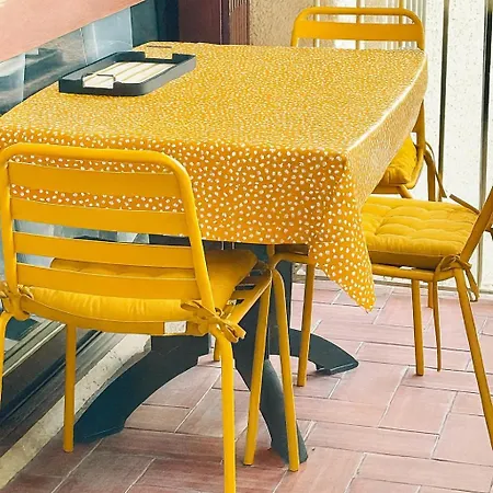 Apartament Avec Balcon, Piscine Et Garage Prive *