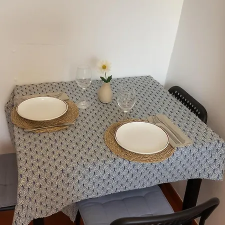 Apartament Avec Balcon, Piscine Et Garage Prive Perpignan
